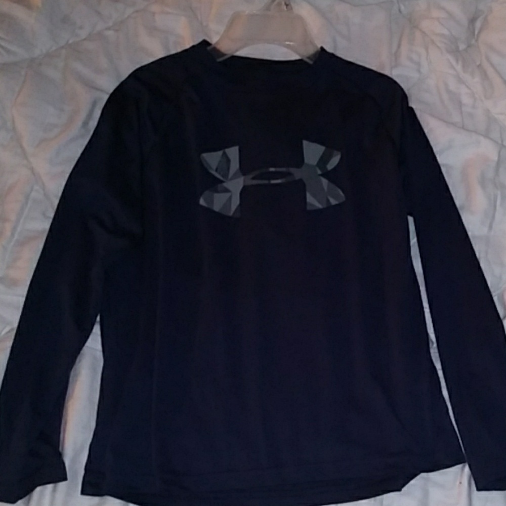 Boys long sleeve Under Armour tee
